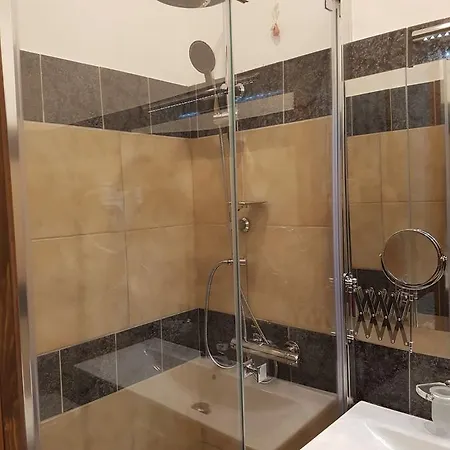 Nocleg ze śniadaniem Residenza Hermitage 3*